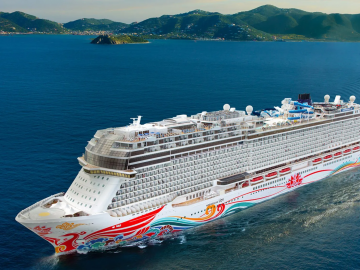 Norwegian Joy cruising