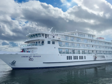 American Cruise Lines unveiled a special bow logo for the U.S.'s 250th anniversary. Photo Credit: American Cruise Lines