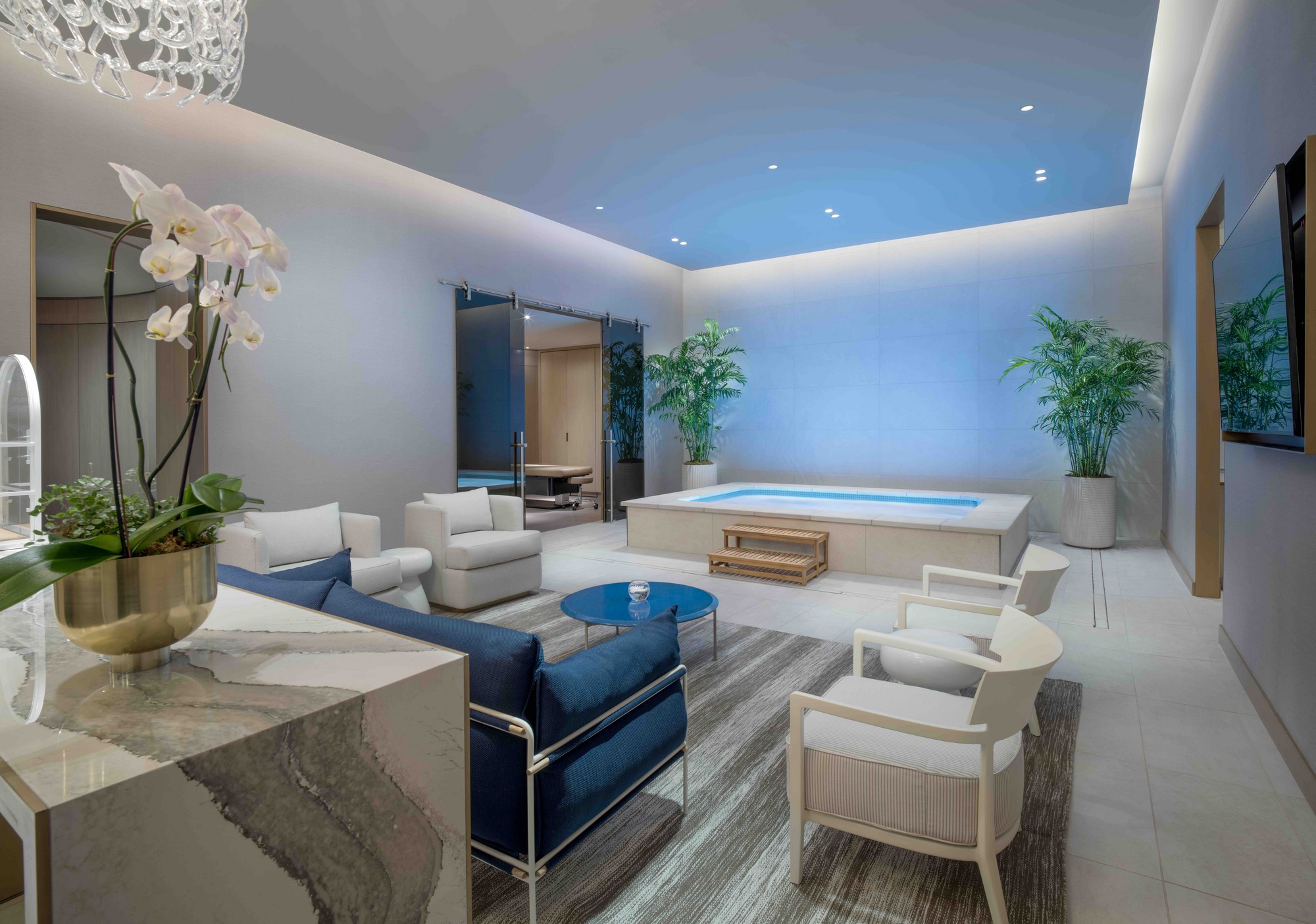 The Supernova Suite at the Fontainebleau's Lapis Spa